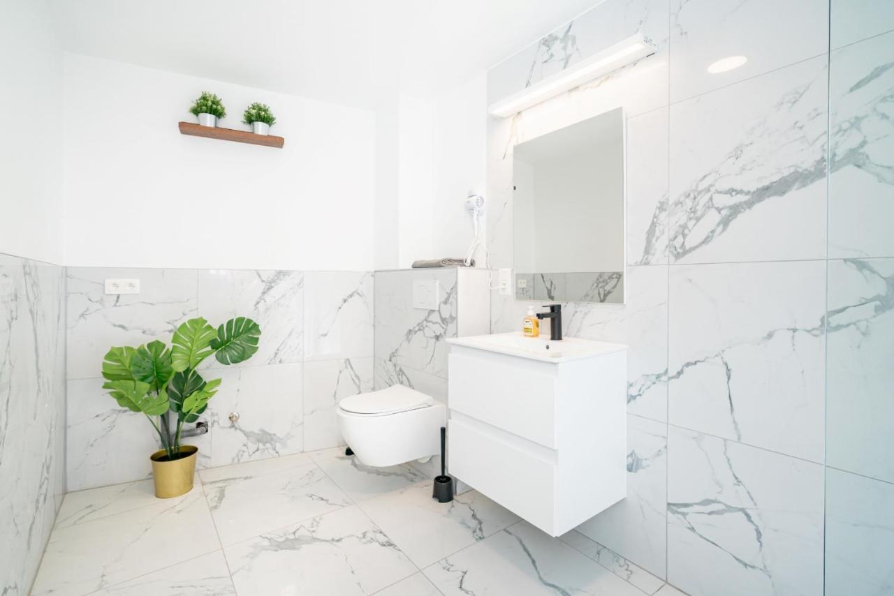 Charming Central Cityflats Antwerpen Bagian luar foto