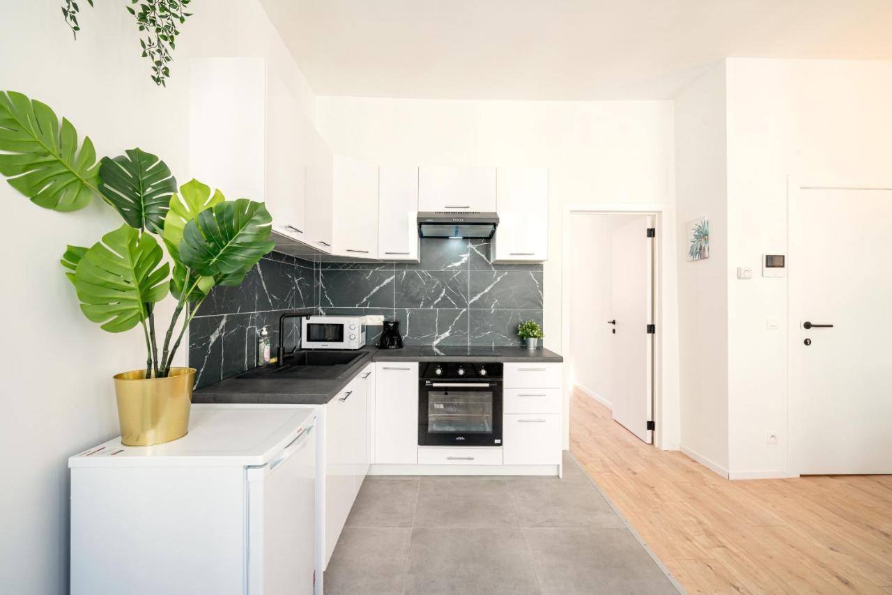 Charming Central Cityflats Antwerpen Bagian luar foto