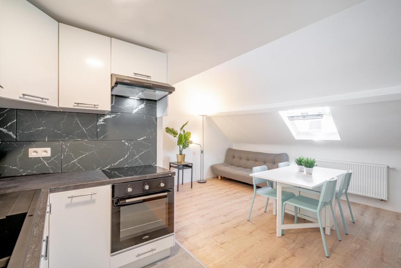 Charming Central Cityflats Antwerpen Bagian luar foto